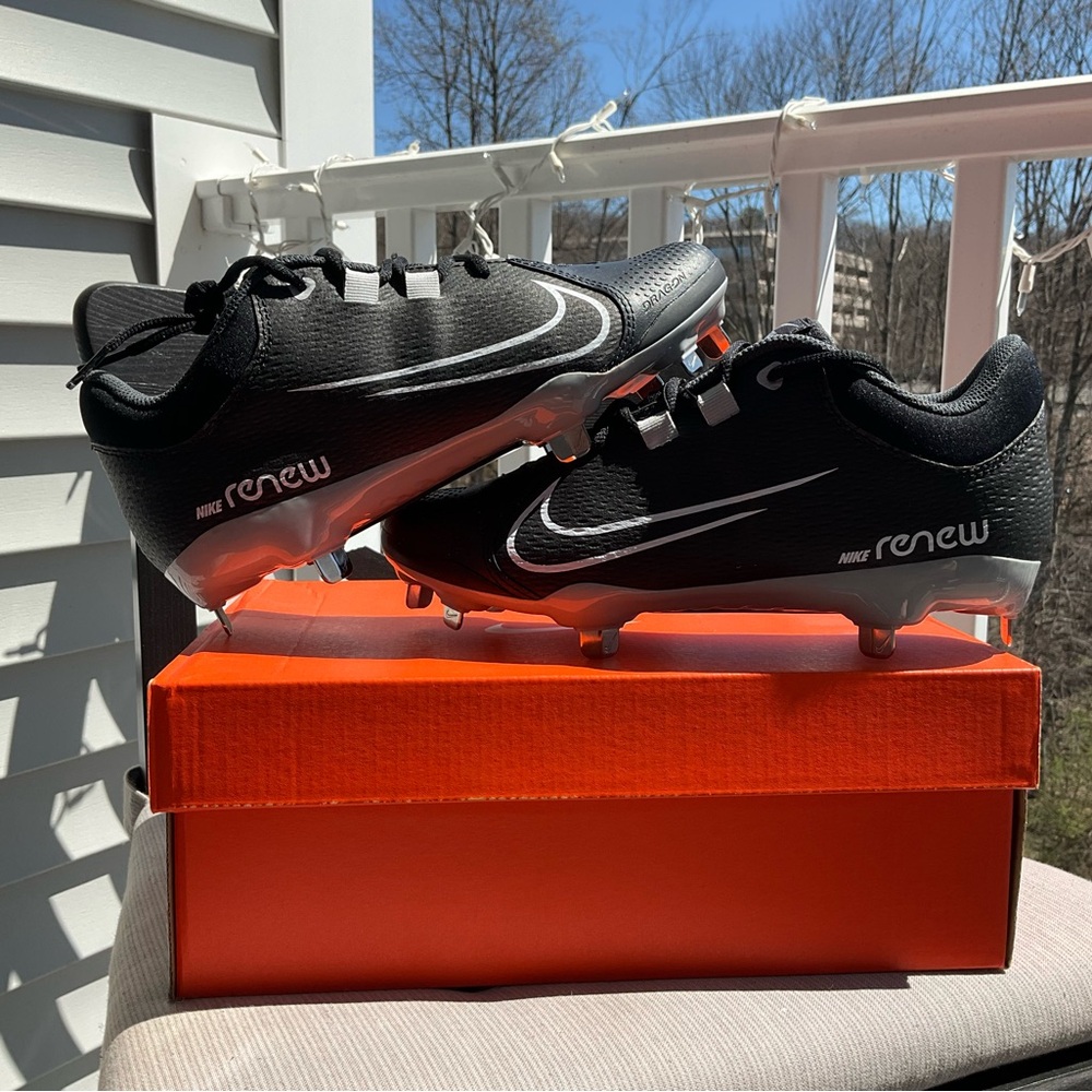 Nike HyperDiamond 4 Pro Black Womens Softball Cleats